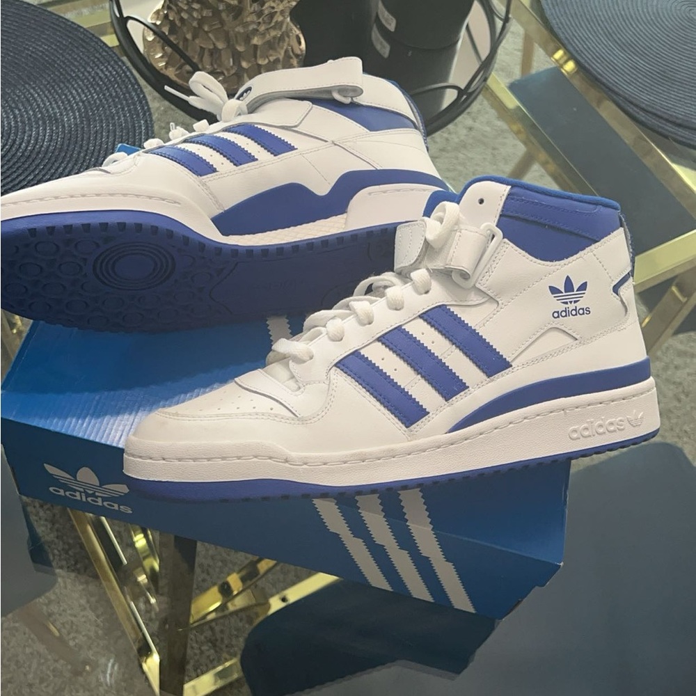 Men brand new adidas gym shoes - Picture 5 of 7
